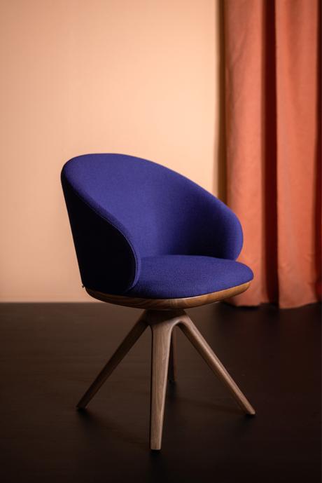 Rodam Maru Swivel Chair